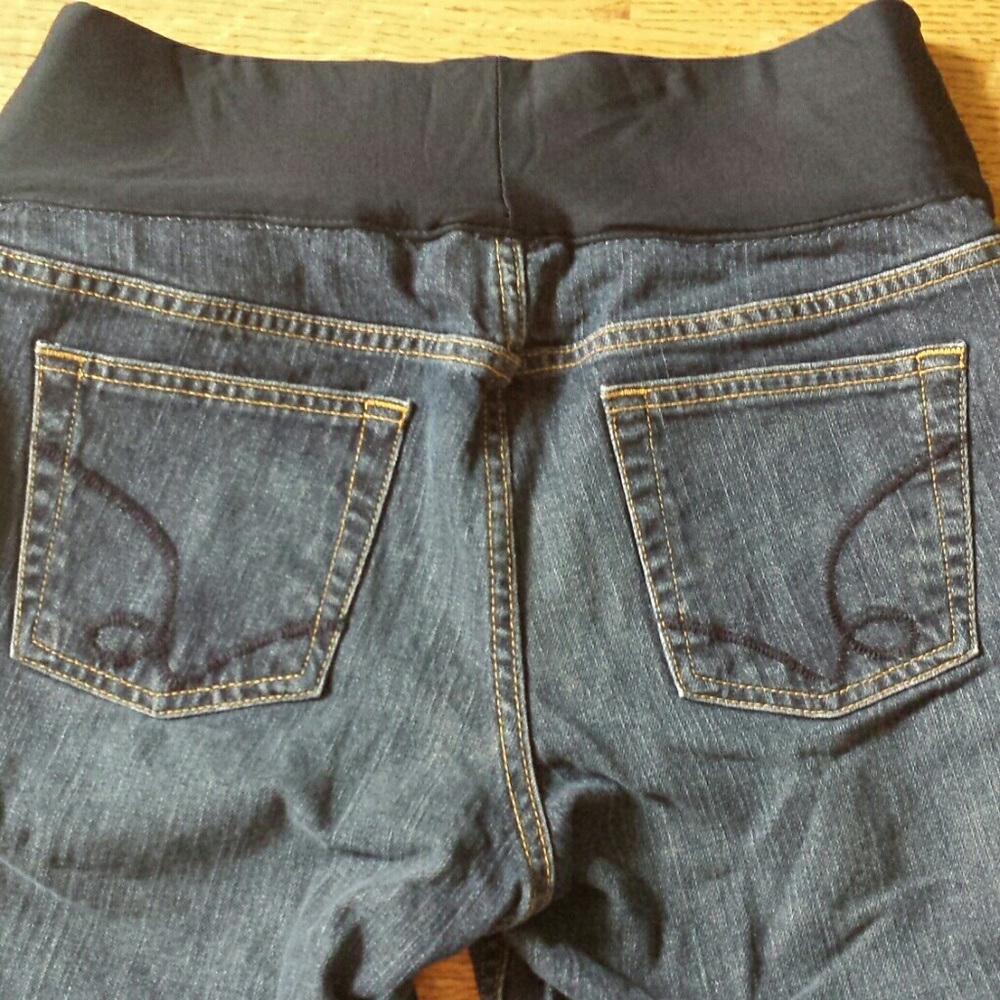 Crop Maternity Jeans